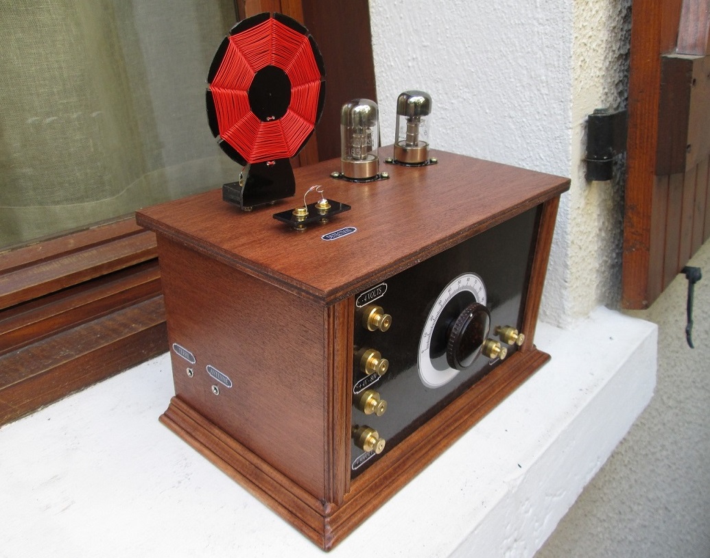 Poste à galène amplifié avec 2 lampes 3D6