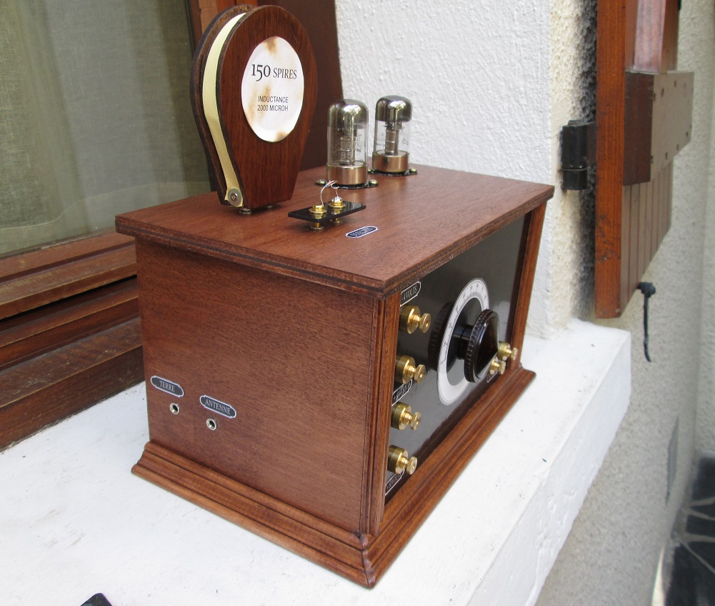 Poste à galène amplifié avec 2 lampes 3D6