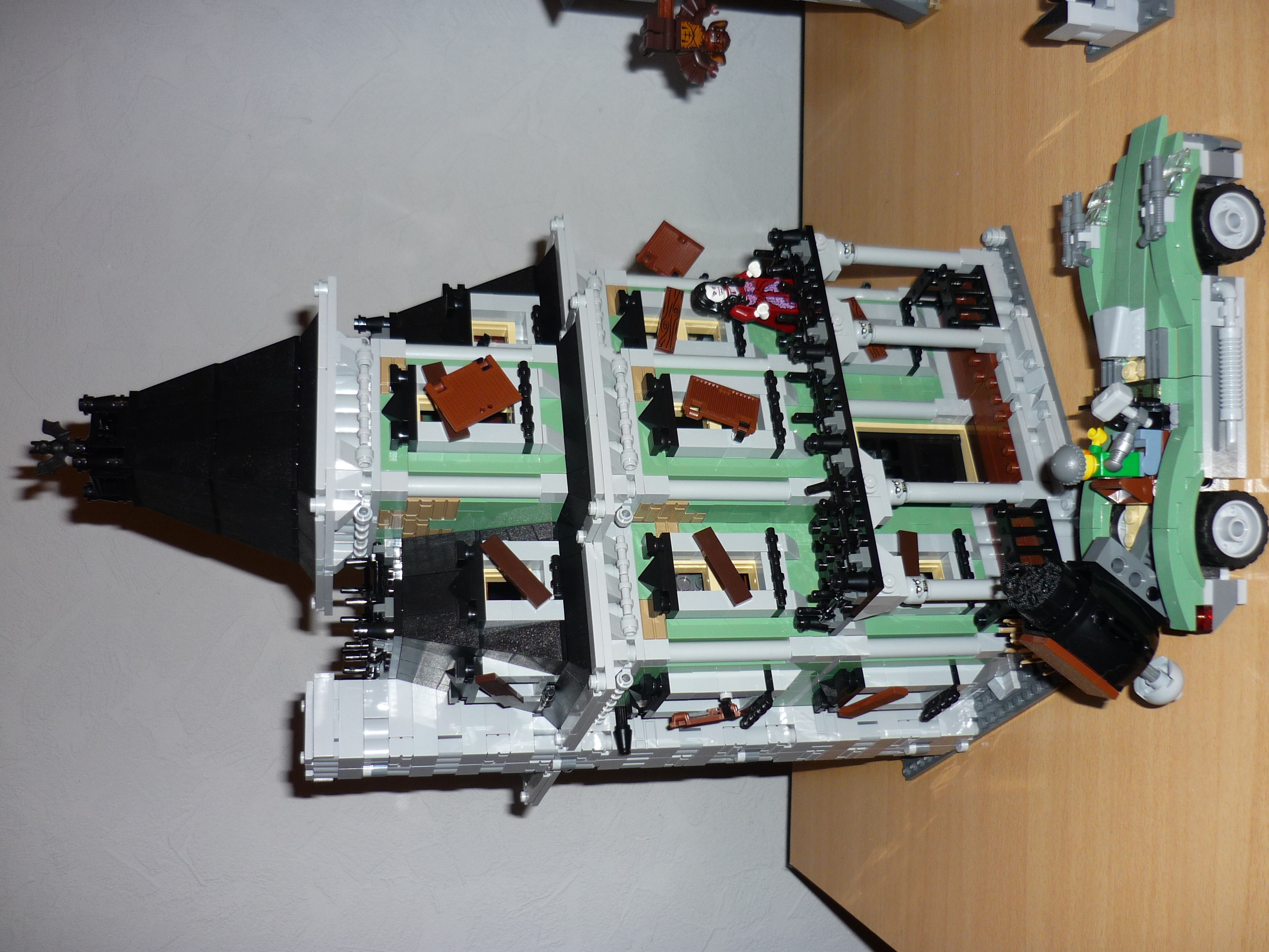 maison hant&eacute;e