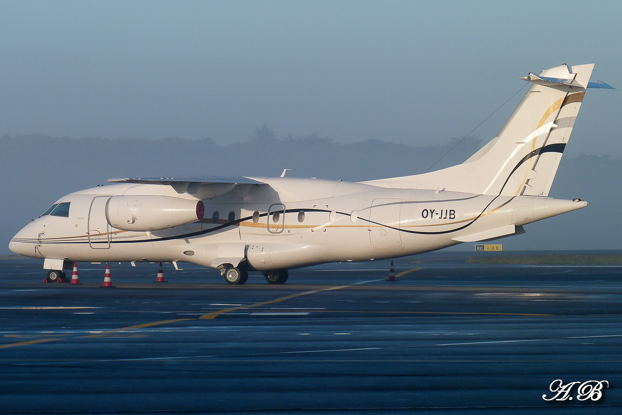 [10/11/2012] Dornier Do-328JET-300 (OY-JJB) Sun Air of Scandinavia 12111608275115701310559903