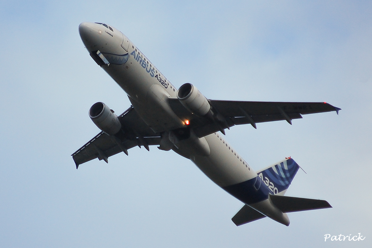 [06/03/2012] Airbus A320 (F-WWBA) Sharklets wingtips !!!! - Page 2 12122101391615701310684404