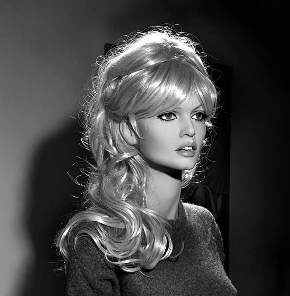  Mon nouveau mannequin de Brigitte Bardot  - Page 5 1302120130139919510859069