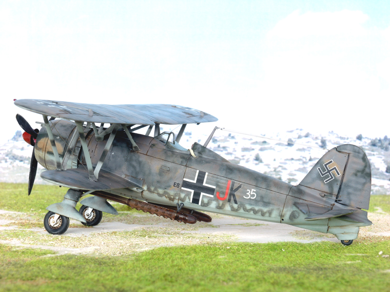 FIAT CR42 LW - 2/NSGr9 TURIN 1944 [ITALERI] 13021907354111241910884726