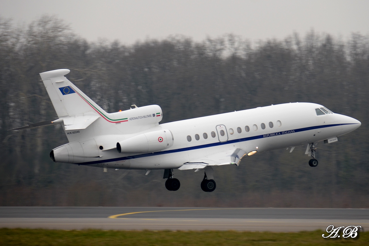 [02/03/2013] Dassault Falcon 900EX (MM62245) Italy - Air Force  13030611145615922510939810