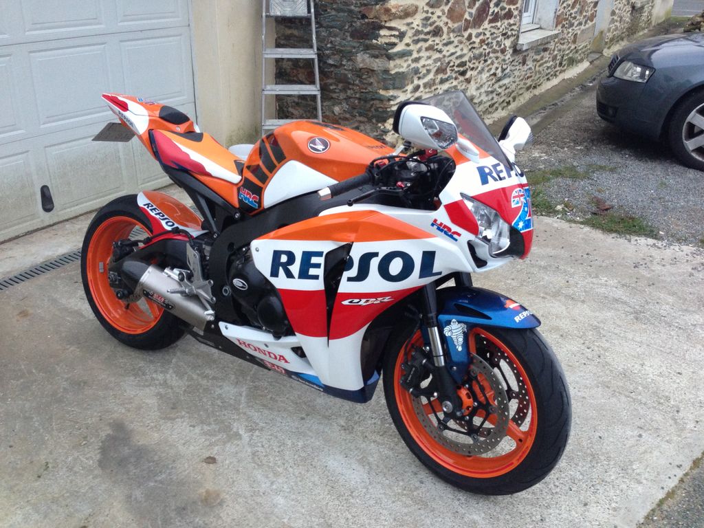 mon CBR 1000rr 2008 - Page 2 13031801553711275910984746