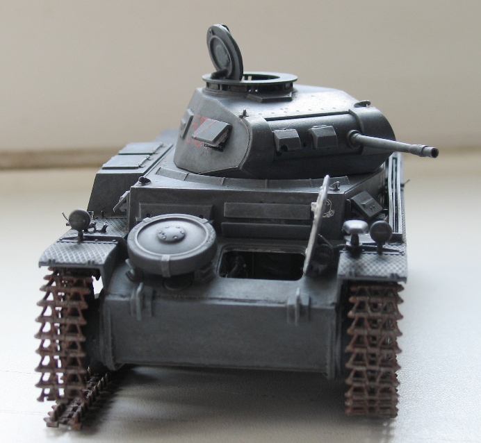 panzer II ausf F Dragon 1/35 Terminé! - Page 6 1303230449156670111002476