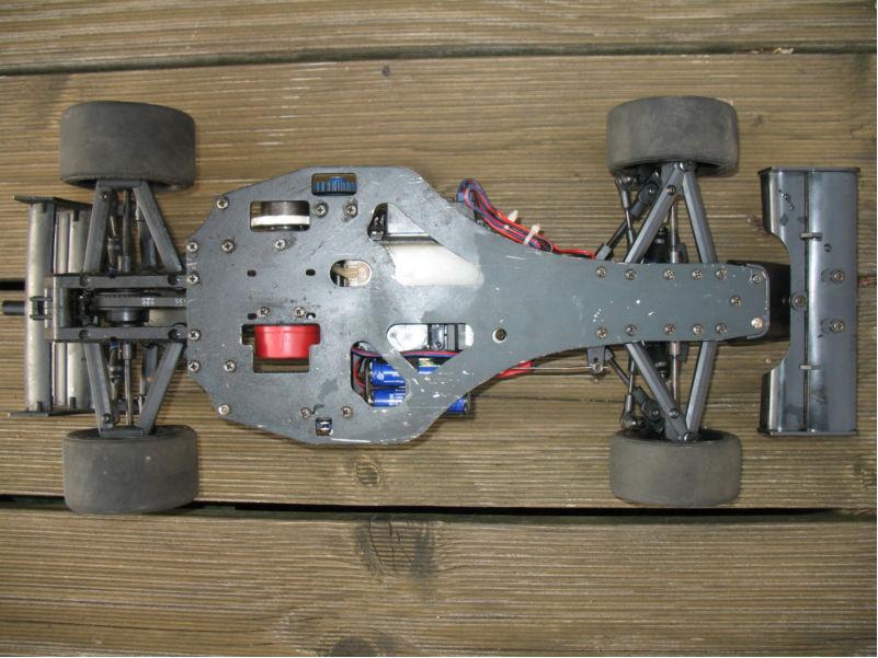 FORMULE 1 KYOSHO 4WD-10