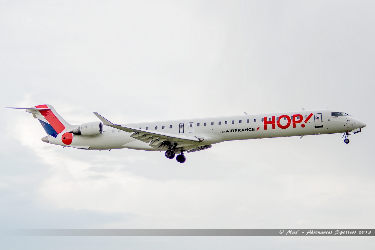 [10/03/2013] Bombardier CRJ-1000 (F-HMLN) Hop! 13032312082415922511001527