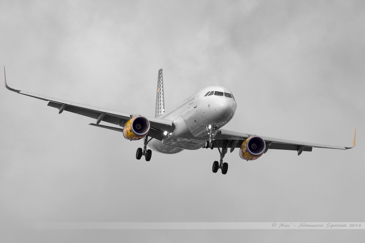 [09/04/2013] Airbus A320-232SL (EC-LUO) Vueling : Sharklets !!!!!!! 13041111142016280011075662