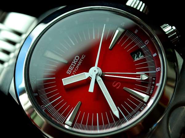 Recherche de montre 13041606592613888911092532