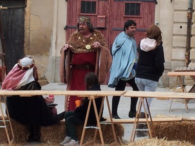 Foire  du Roy Ren- Peyrolles en Provence 1304211000107608111110195