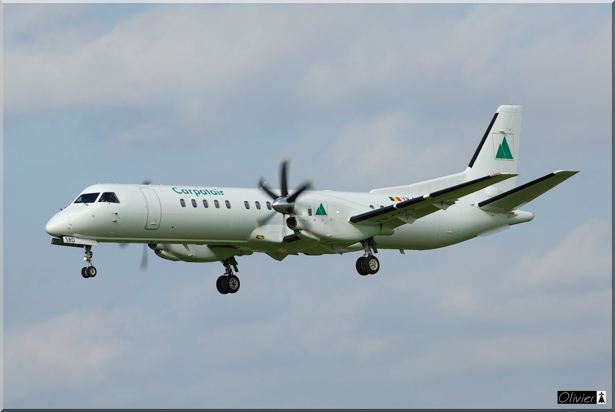  Saab 2000  Carpatair YR-SBD le 23.04.13 - Page 2 1304240923482650711117531