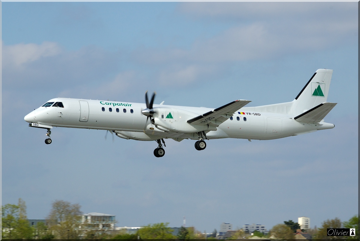  Saab 2000  Carpatair YR-SBD le 23.04.13 - Page 2 1304240923492650711117532