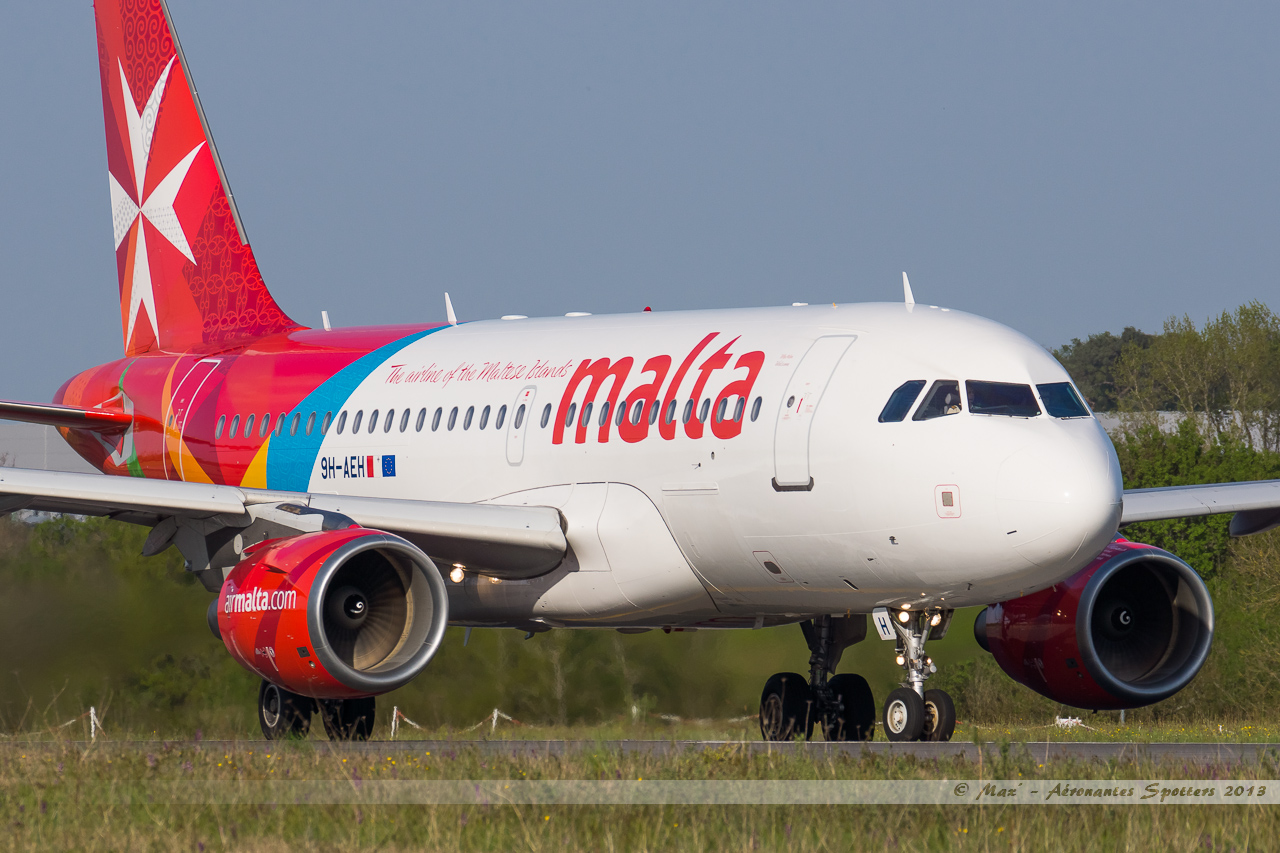 [25/04/2013] A319 (9H-AEH] Air Malta (nouvelles couleurs) 13050112051216280011141508