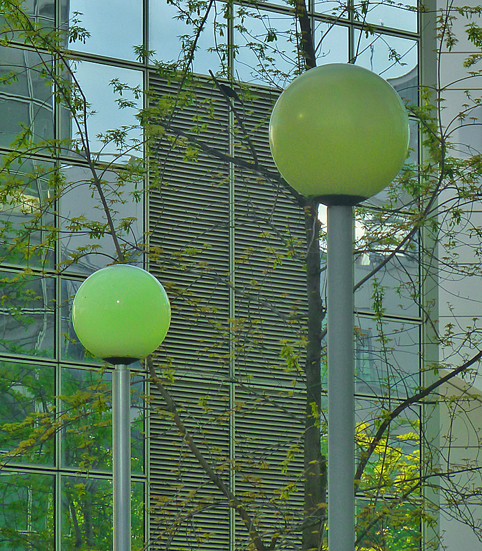 reflets et lampadaires 13050609395615176311160807