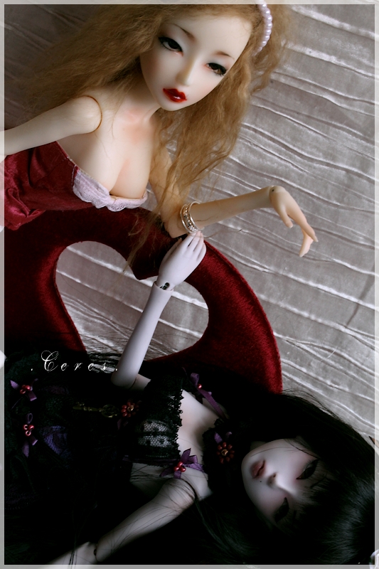 . Clochette . (Sixtine -Dark Tales Dolls) P25bas - Page 13 1305070902154628411164259