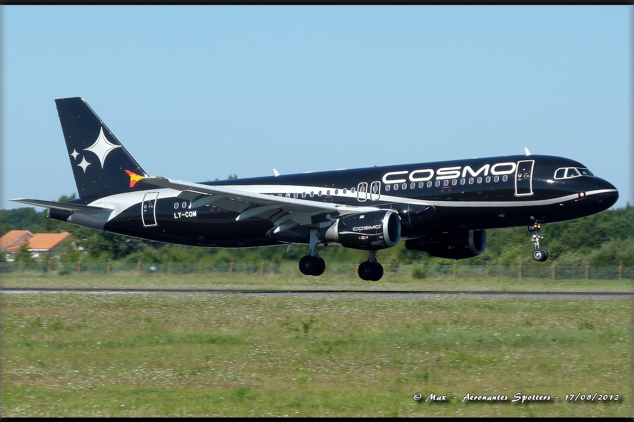 [17/08/2012] Airbus A320 (LY-COM) Cosmo 13060202031716463311253696