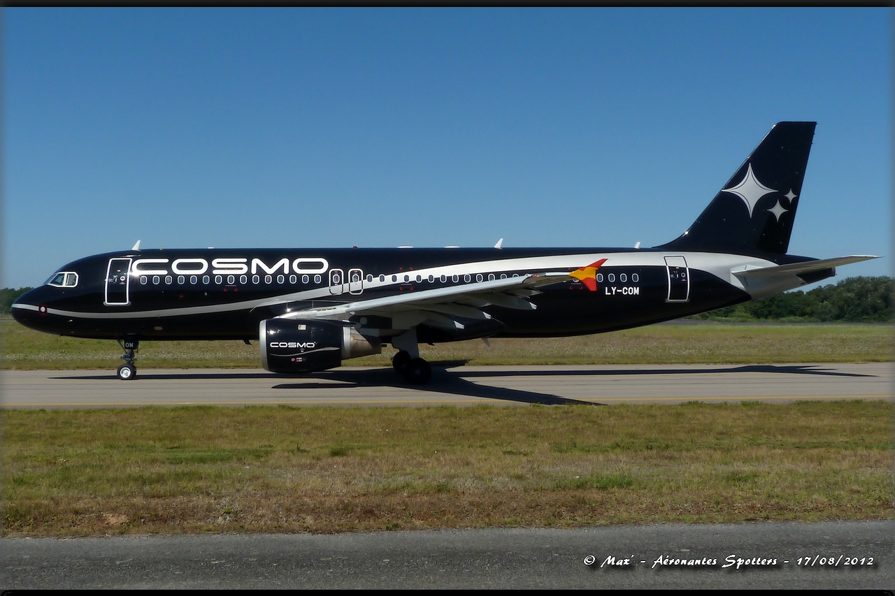 [17/08/2012] Airbus A320 (LY-COM) Cosmo 13060202031816463311253700