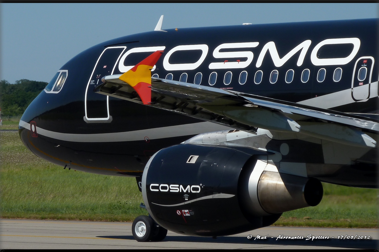 [17/08/2012] Airbus A320 (LY-COM) Cosmo 13060202031816463311253701