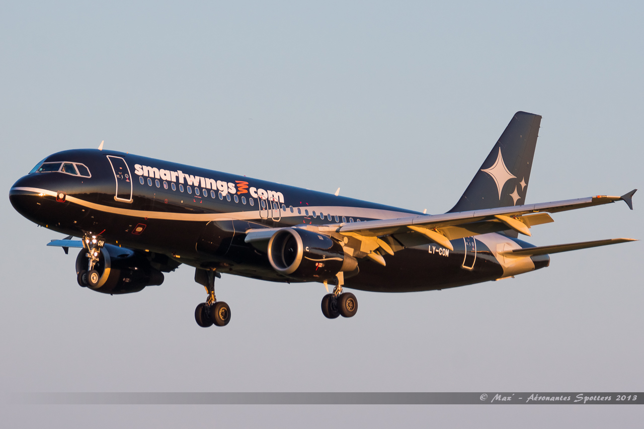 [01/06/2013] Airbus A320 (LY-COM) Avion Express/Cosmos c/s with Smart Wings titles 13060212255416463311252898