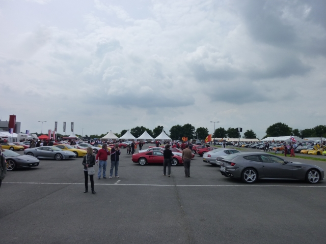 une visite au circuit du val de Vienne : 500 Ferrari pour le cancer 13060712223413504511269023