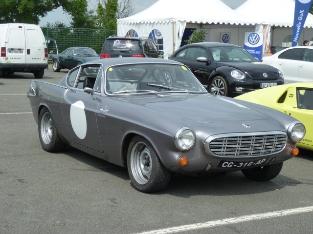 une visite au circuit du val de Vienne : 500 Ferrari pour le cancer 13060712254213504511269027