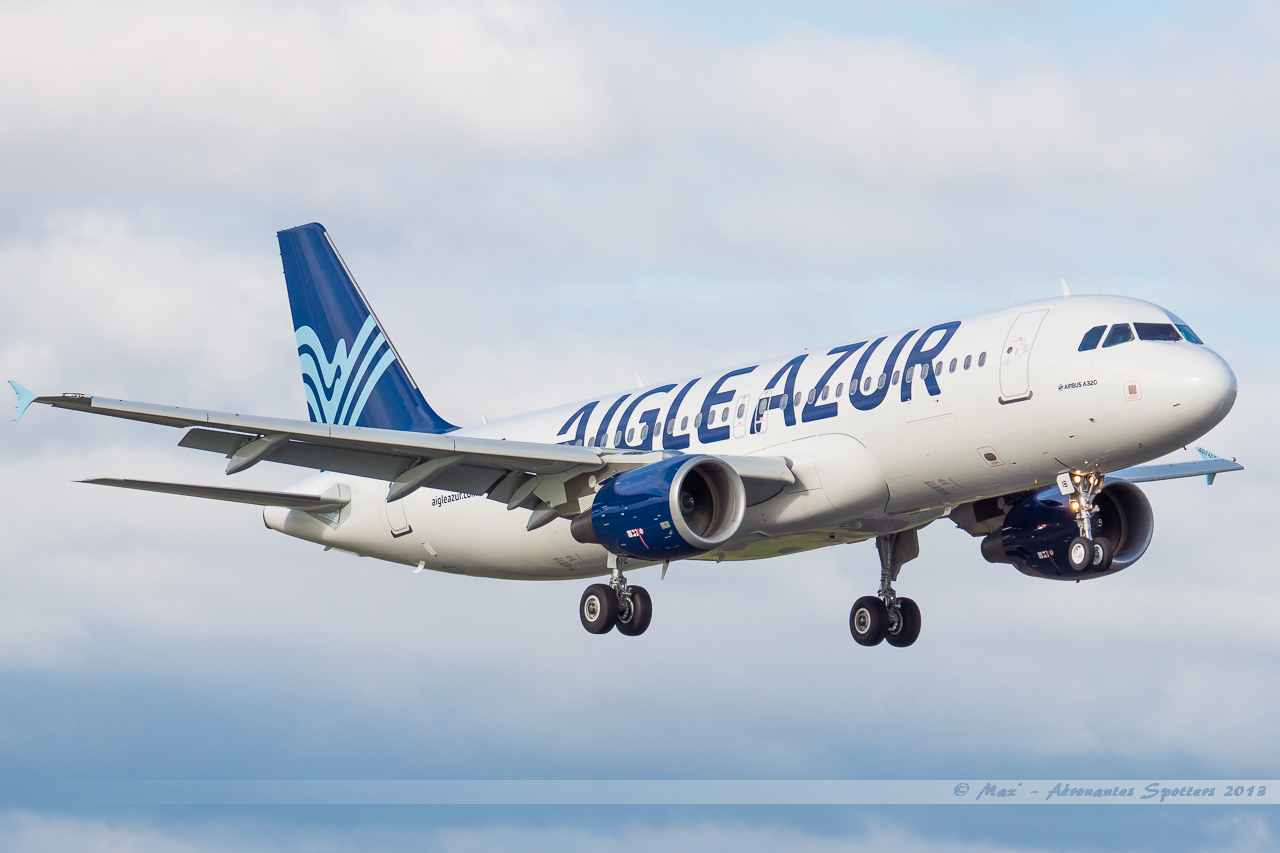 [12/06/2013] Airbus A320 (F-HBIB) Aigle Azur n/cs 13061311054316463311290989