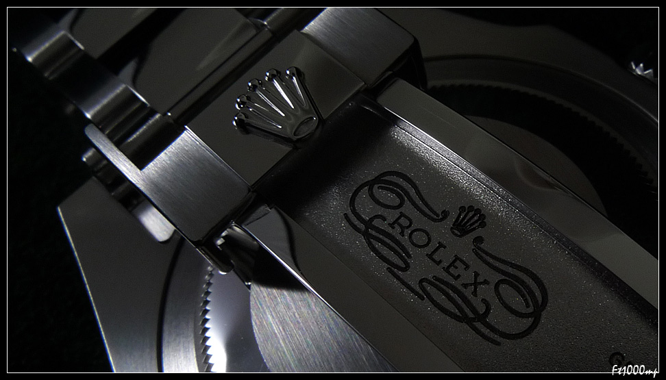 [PACKSHOT] Rolex GMT 116710 13061505075613888911294977