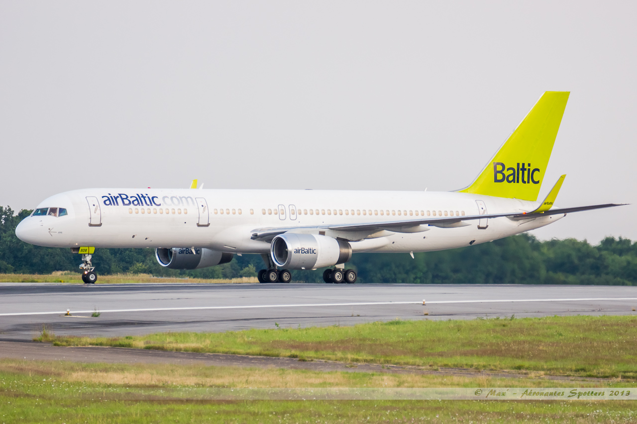 [27/06/2013] Boeing B757-200w (YL-BDB) Air Baltic 13062711442316463311333209