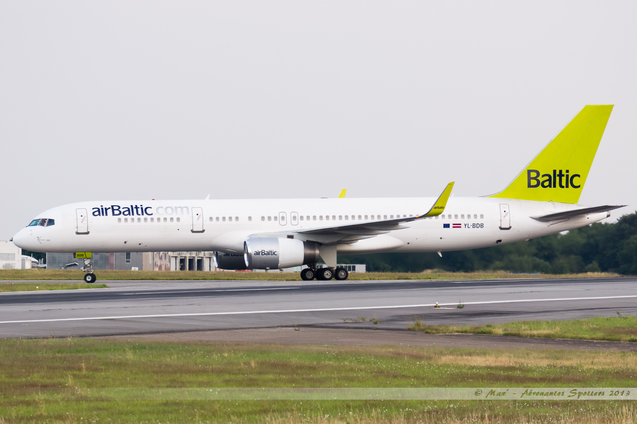 [27/06/2013] Boeing B757-200w (YL-BDB) Air Baltic 13062711442316463311333210