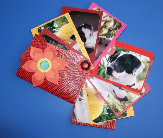 SCRAP-Albums - 1 Mini album couleur rouge CY  (2) [640x480]