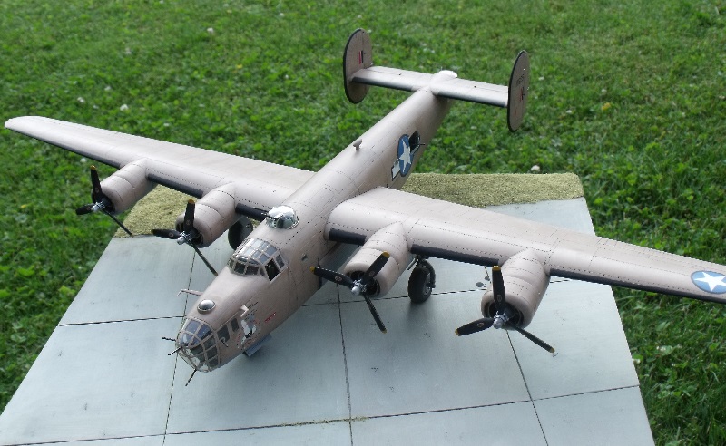 Consolidated B-24D Liberator for "Tidal Wave" [Hasegawa] 1307150929118470611384747