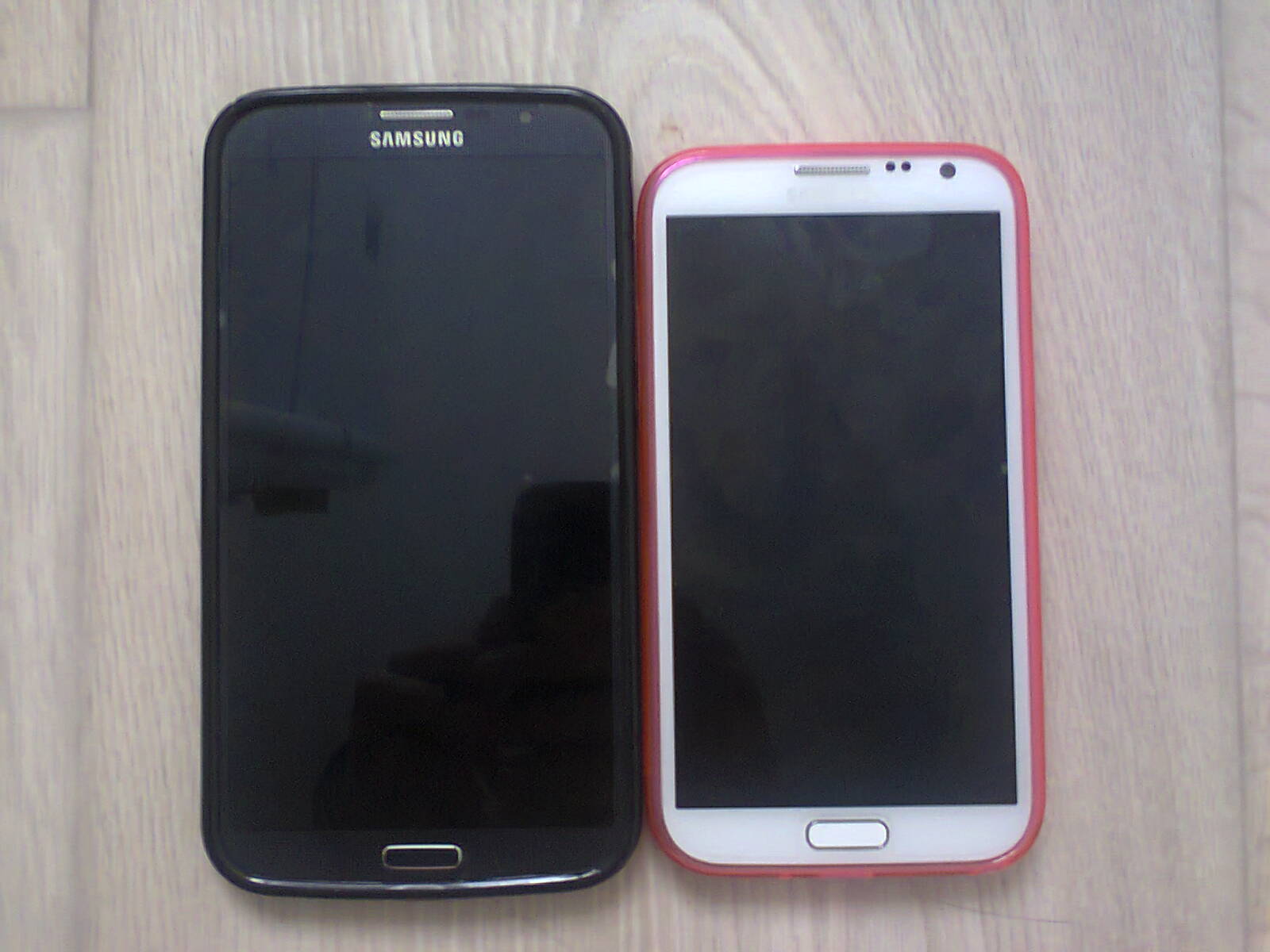 [Discussion] Retours utilisateurs et premières impressions sur le Samsung Galaxy Mega 1307280824104205911419090