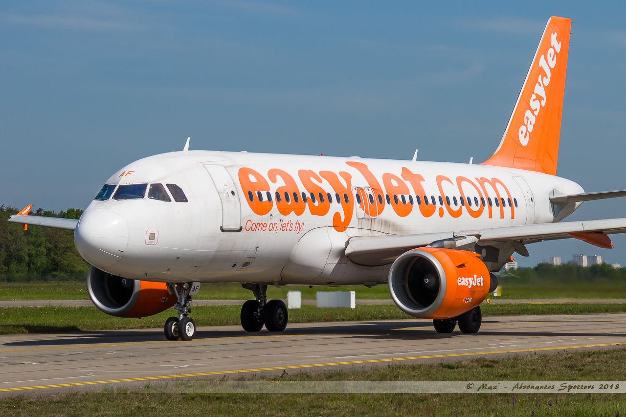 [04/05/2013]  A320 EasyJet "Full Orange" + 738 Travel "Prague love you" +757 Privilege - Page 2 13080902344416463311449666