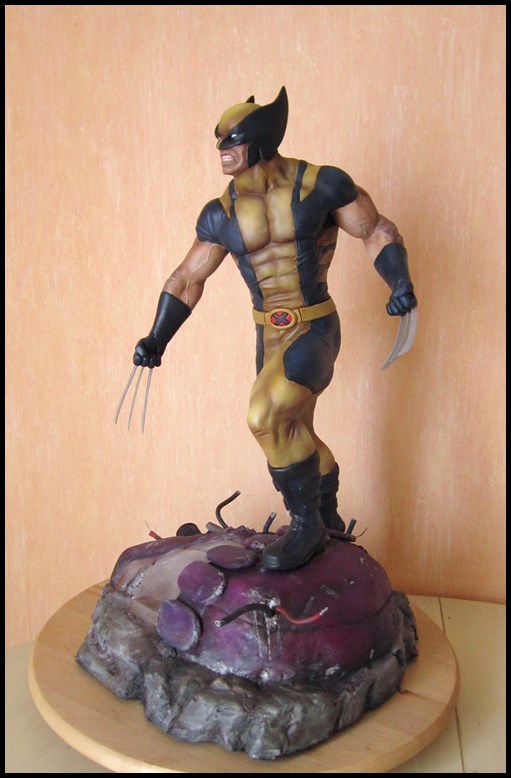 Wolverine statue 1/4 13080912170616083611450151