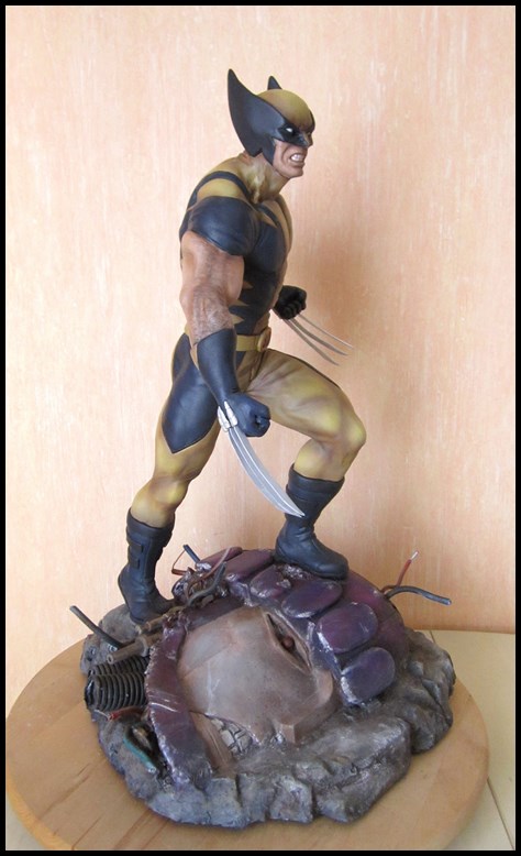 Wolverine statue 1/4 13080912170716083611450155