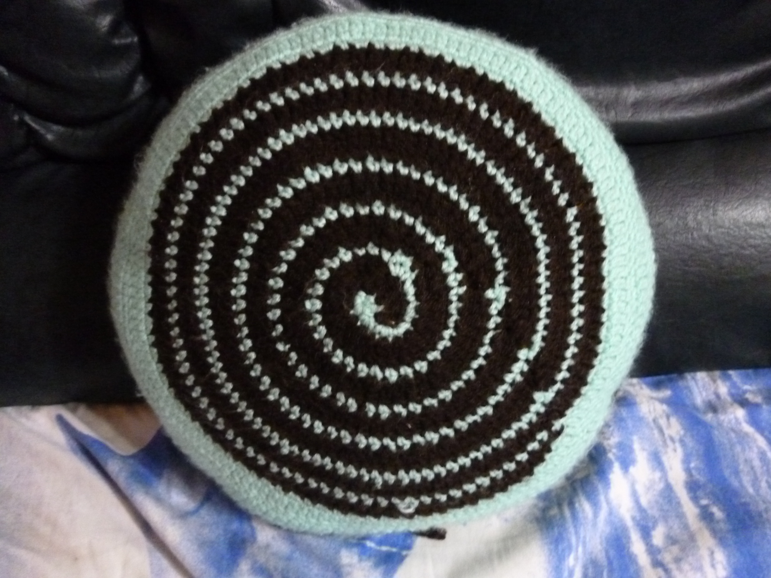 COUSSIN ROND SPIRALE (2)
