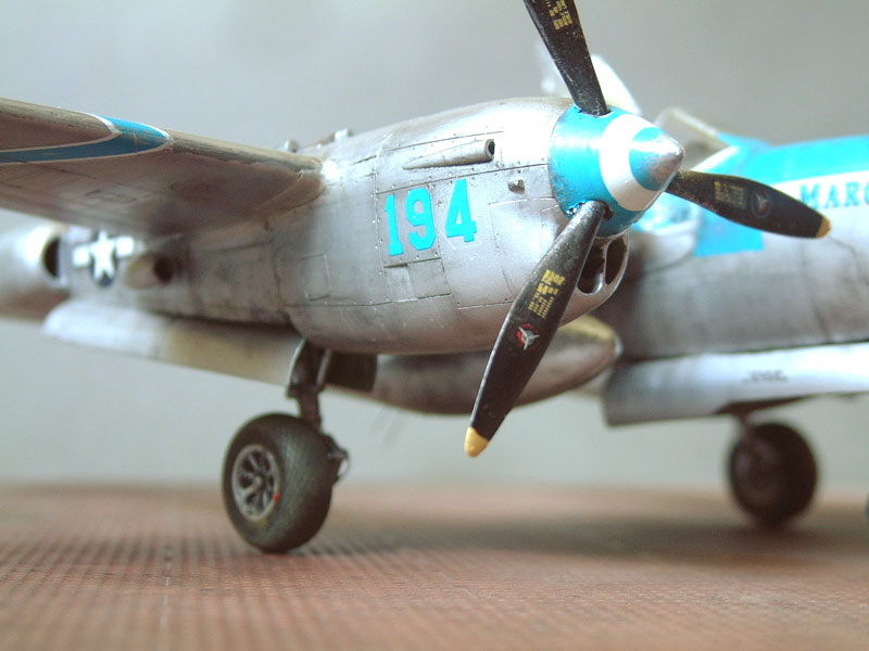 [Hasegawa] P-38J "Virginia Marie" - 1/48e 1309100214314769011538949