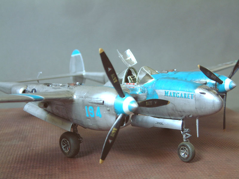 [Hasegawa] P-38J "Virginia Marie" - 1/48e 1309100214394769011538950