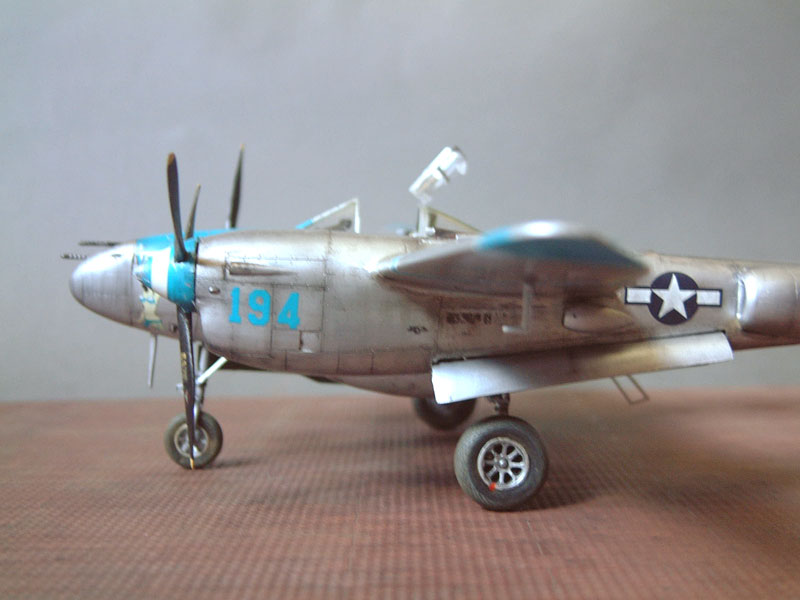[Hasegawa] P-38J "Virginia Marie" - 1/48e 1309100214434769011538951