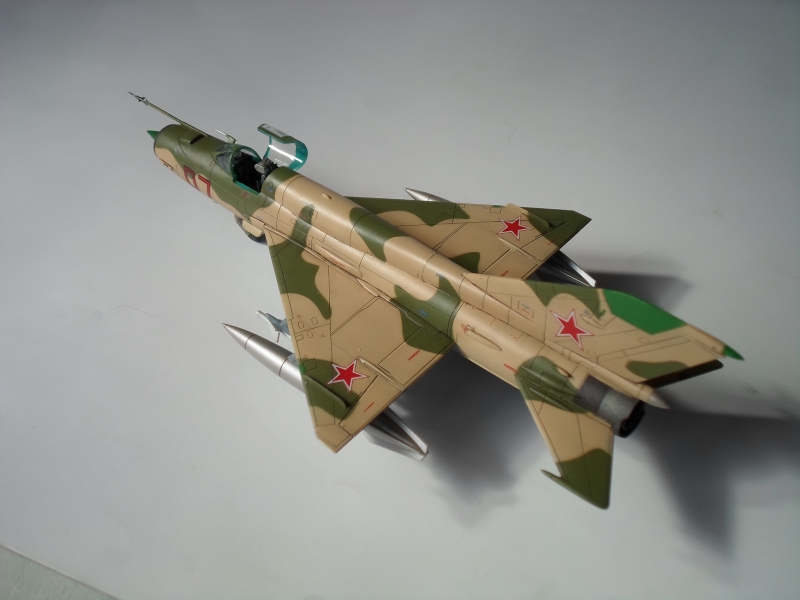 Mig-21 SMT - 1/72 - R.V.Aircraft + Mig-21 MF - 1/72 - Fujimi 1309160551215852911556944