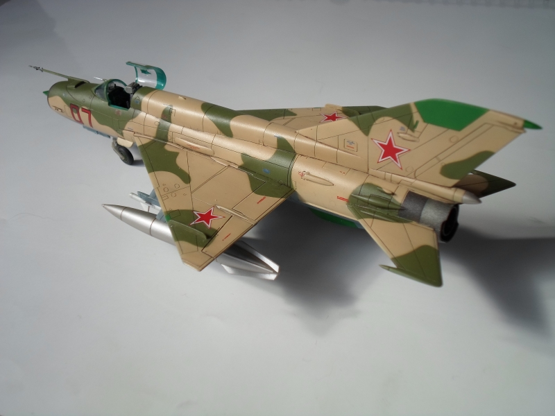 Mig-21 SMT - 1/72 - R.V.Aircraft + Mig-21 MF - 1/72 - Fujimi 1309160551335852911556946