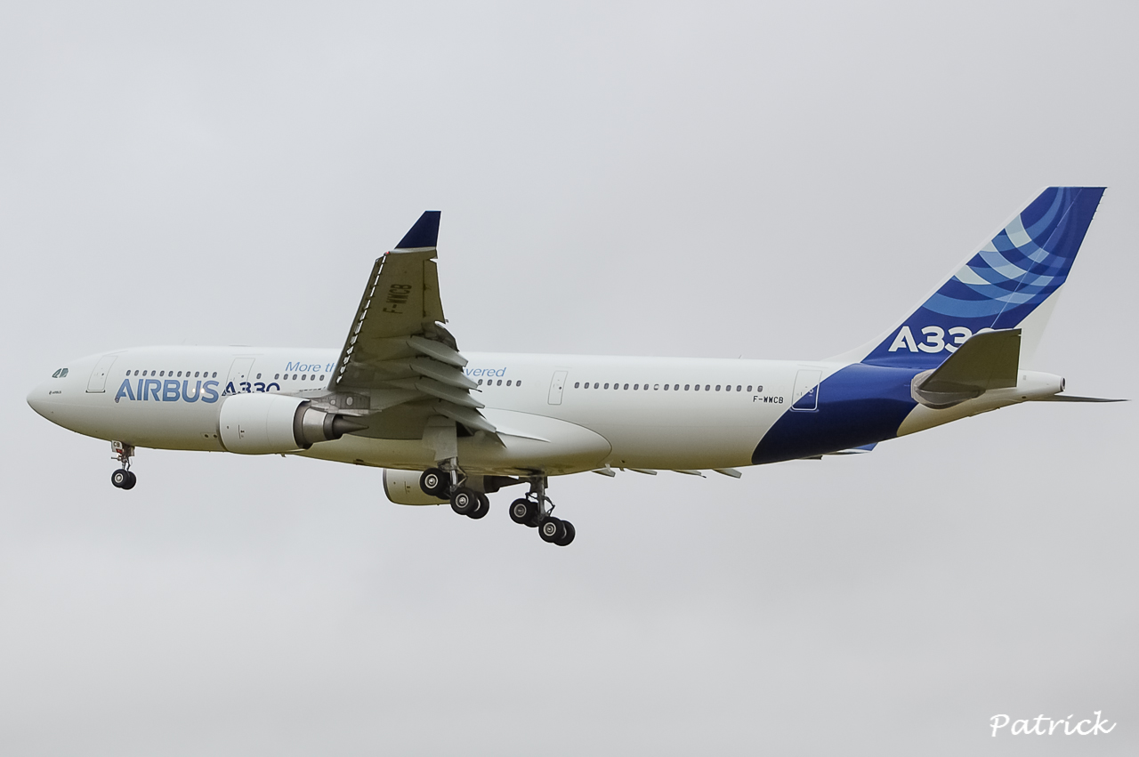 [17/09/2013] Passage de l'Airbus A330-200 (F-WWCB) Airbus Indutries !!!! 13091801063516756011561687