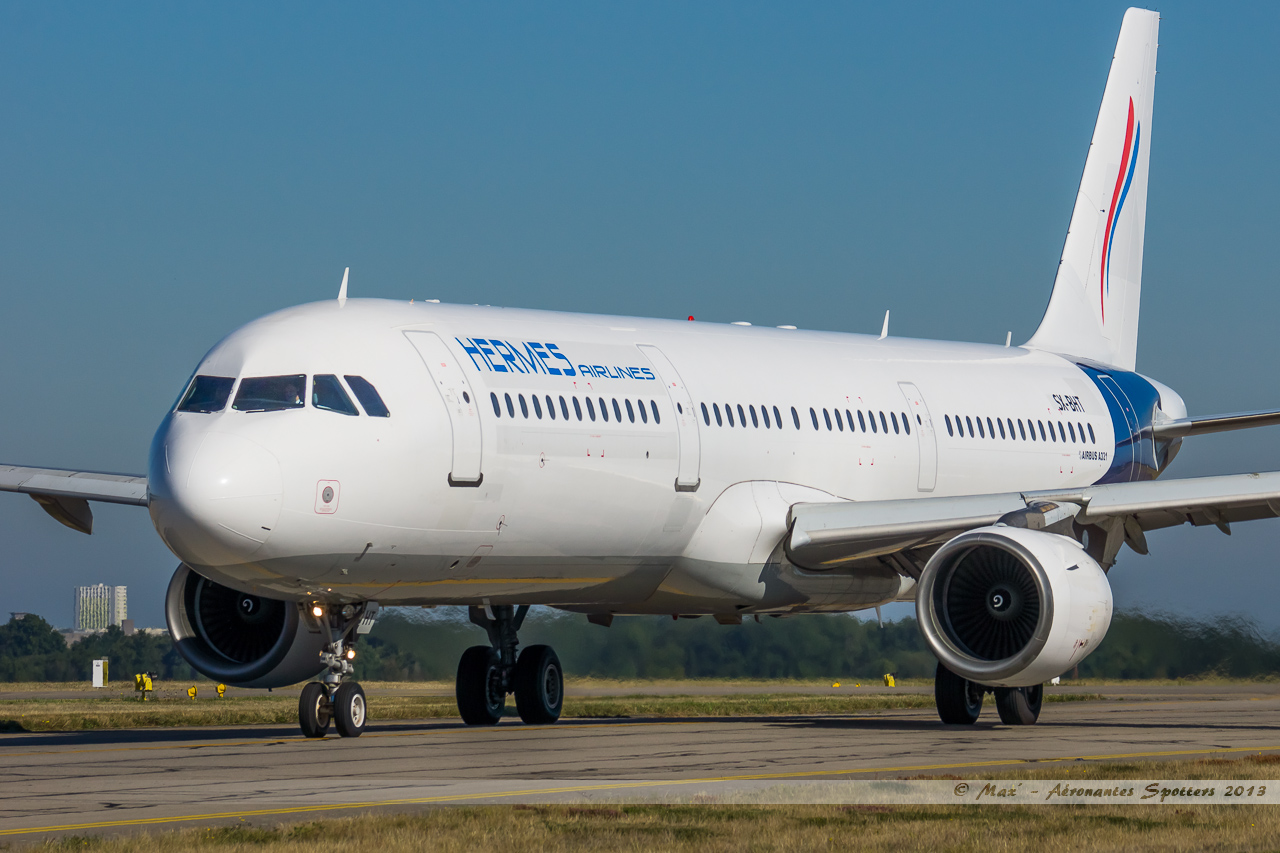 [23/09/2013] Airbus A321-200 (SX-BHT) Hermès Airlines 13092512421016756011581464