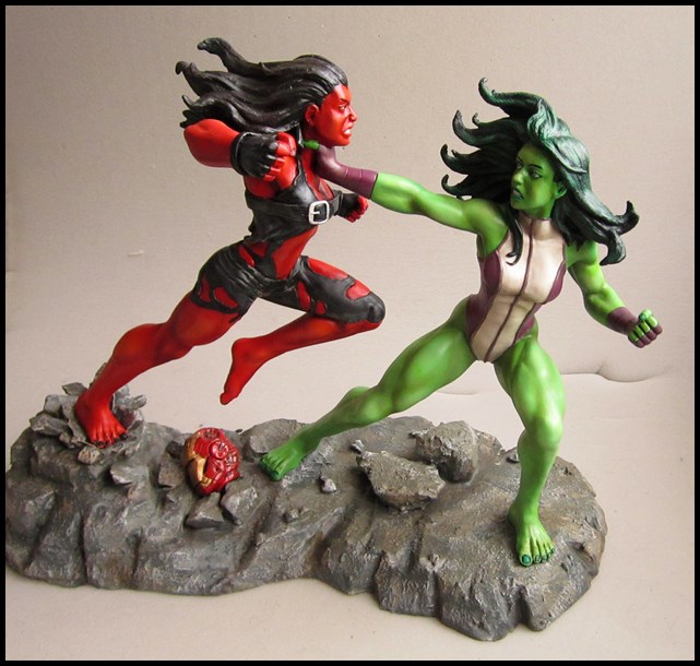 She-Hulk battle diorama ! 13102506070116083611671950