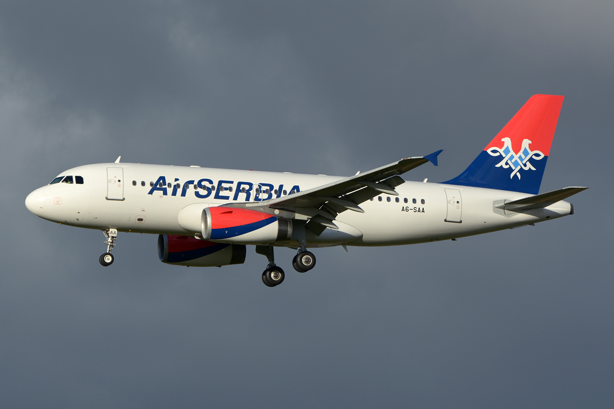 281 A319 A6-SAA Air serbia