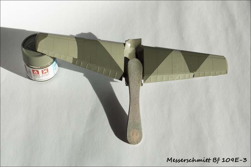 Messerschmitt Bf 109E-3 - Eduard - 1/48 - Page 6 1311200602555585011750379