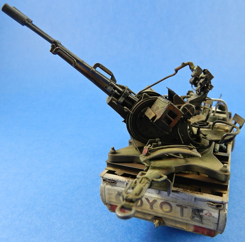 PICK UP W/zu-23-2 ( MENG 1/35 ) ( TERMINE LE 20/11/2013) - Page 11 13112011211615063811751662