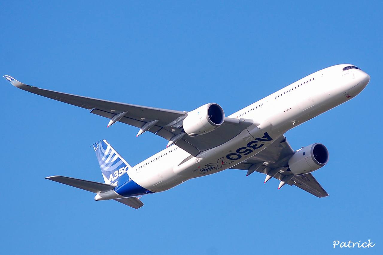 [28/11/2013] Passage de l'Airbus A350XWB Prévu pour Jeudi 28/11 !!!  - Page 2 13112901160216756011775224