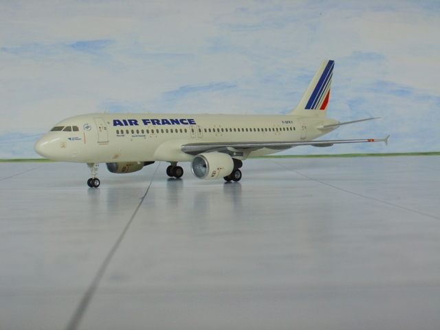 Airbus A318 Air France  1312050527139175511793709
